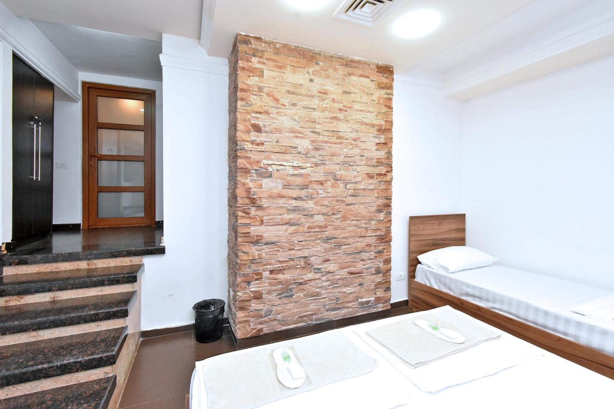 Luna Guest House Jerevan Buitenkant foto
