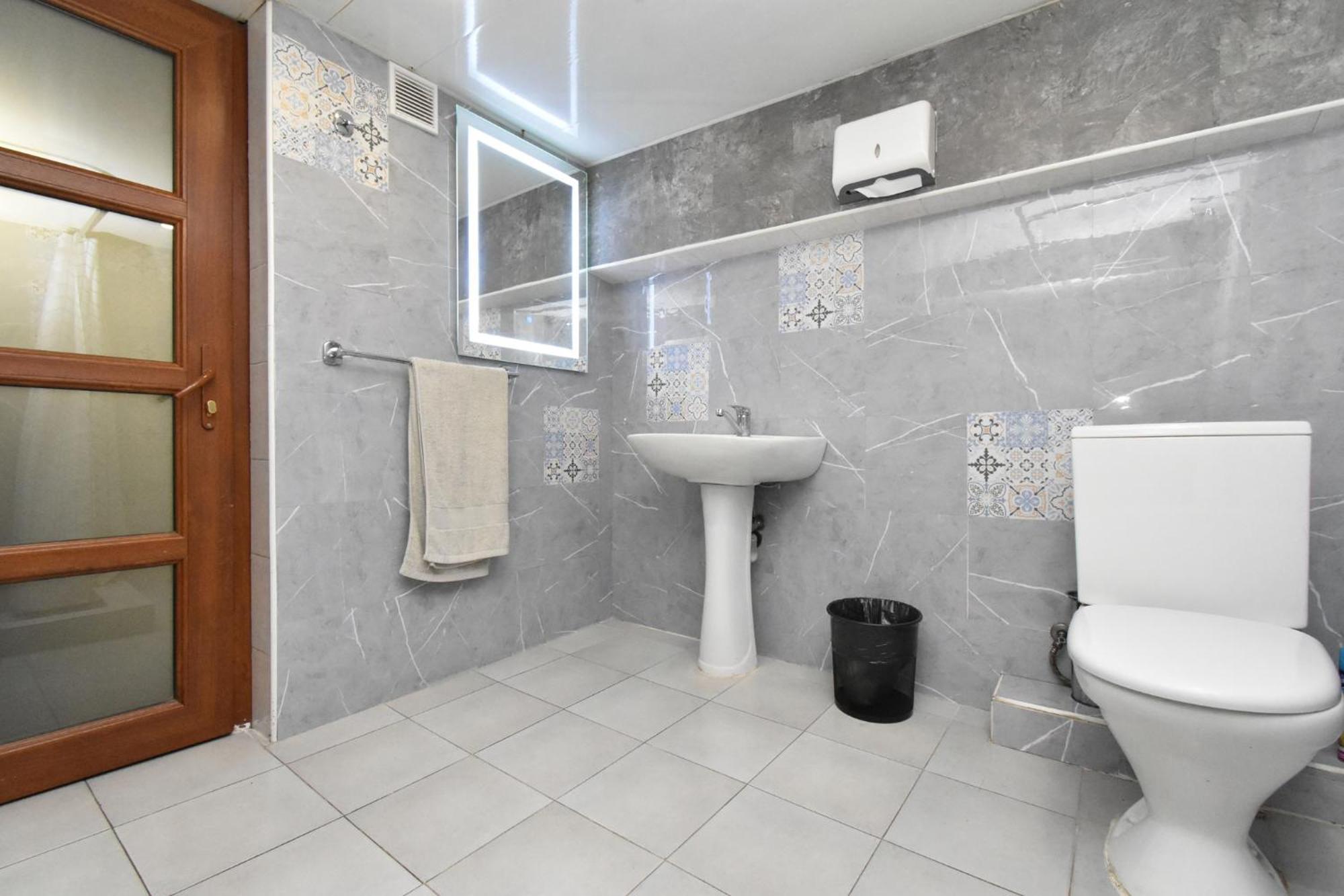 Luna Guest House Jerevan Buitenkant foto