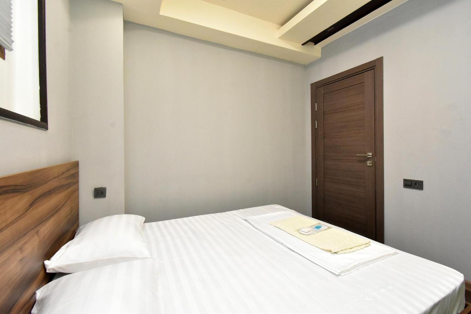 Luna Guest House Jerevan Buitenkant foto